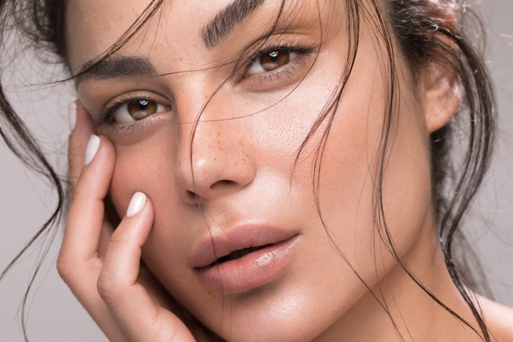 La piel no se improvisa: cómo prepararla para las fiestas y lograr luminosidad real - Cristina Galmiche